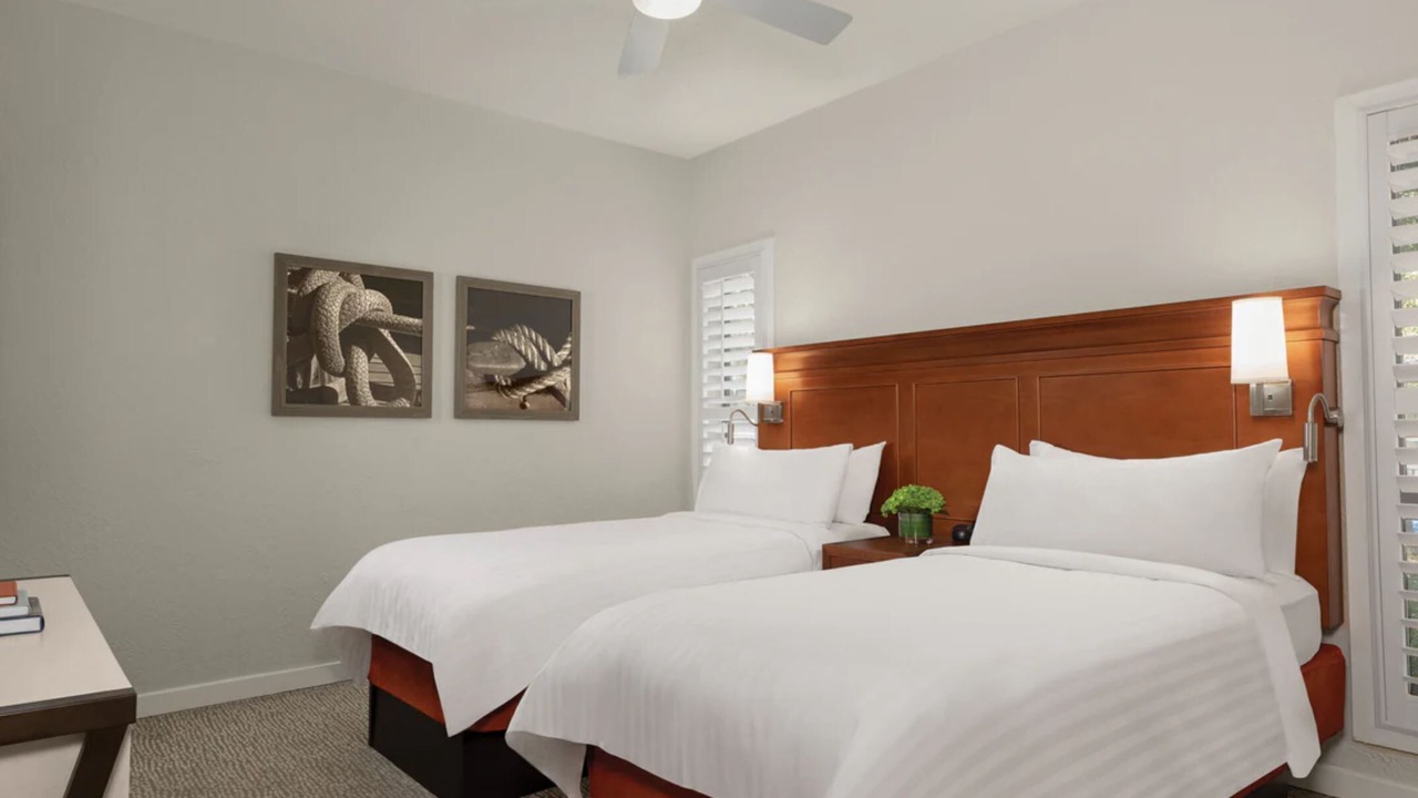 Photo of Bedroom in Beach Lagoon