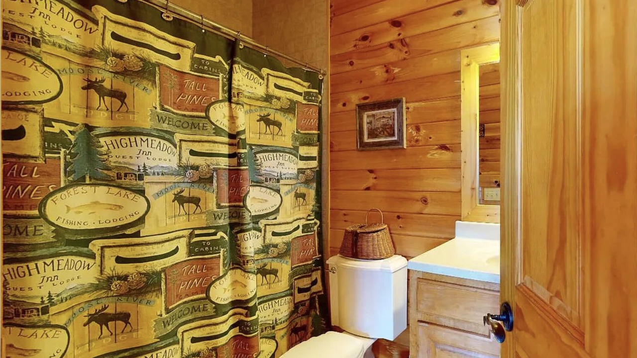Photo of Bathroom in Topton