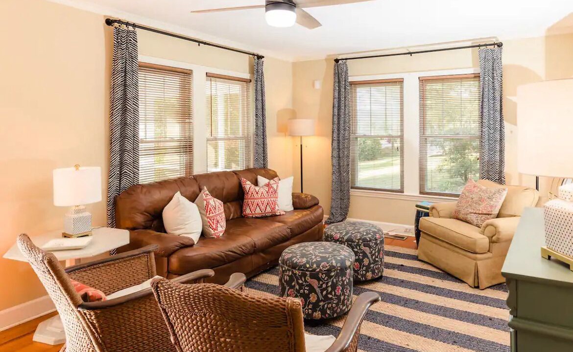 Photo of Livingroom in Gainesville
