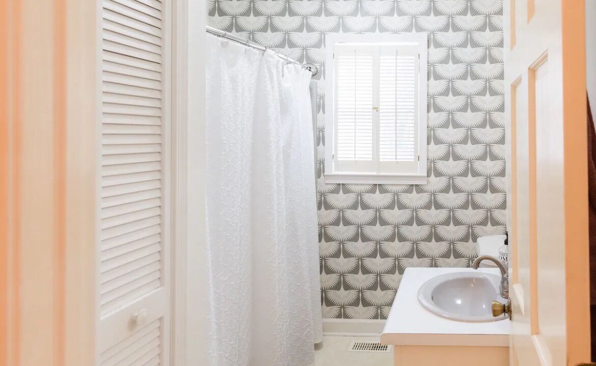 Photo of Bathroom in Gainesville