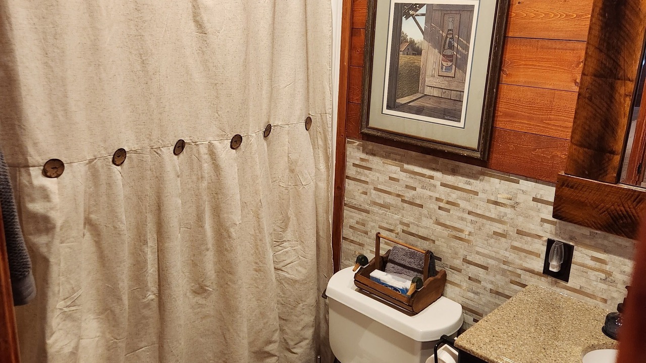 Photo of Bathroom in Ellabell