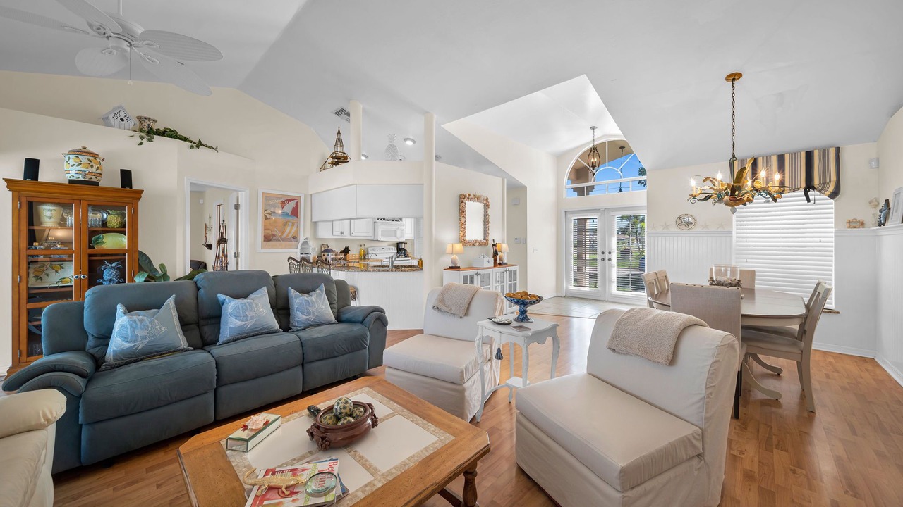 Photo of Livingroom in Trafalgar