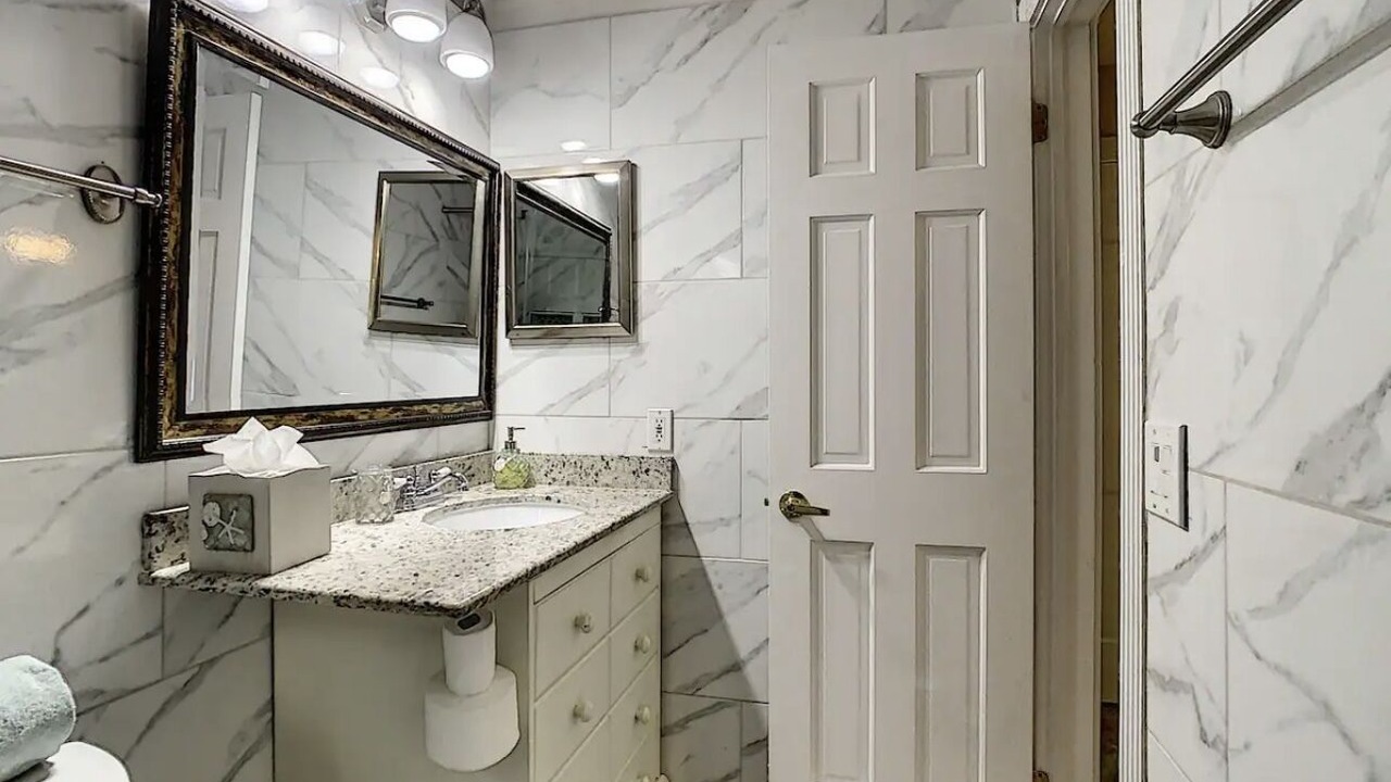Photo of Bathroom in Kings Lake