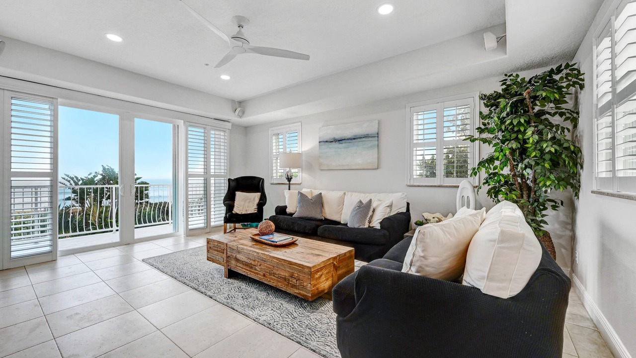 Photo of Bedroom in Sunnyland Beach