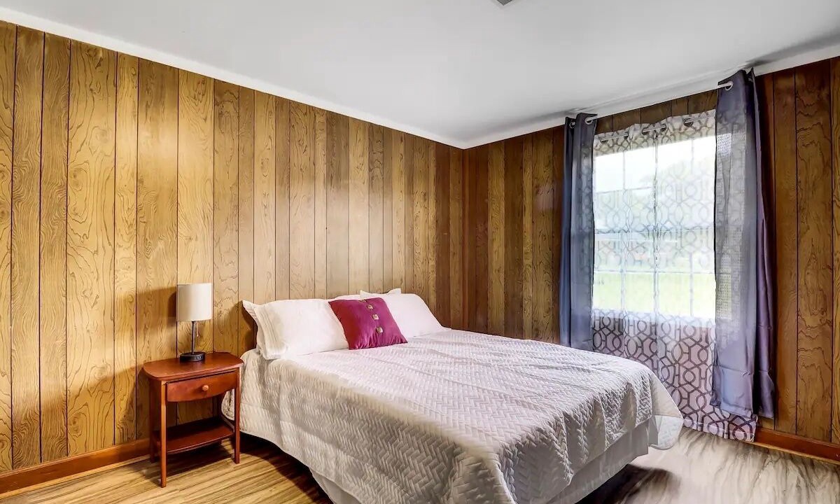 Photo of Bedroom in Goose Creek