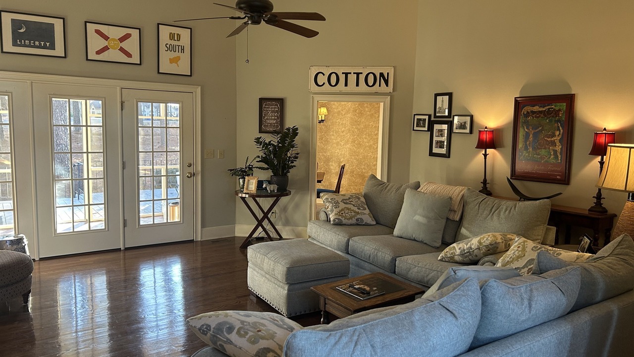 Photo of Livingroom in Woodside Plantation