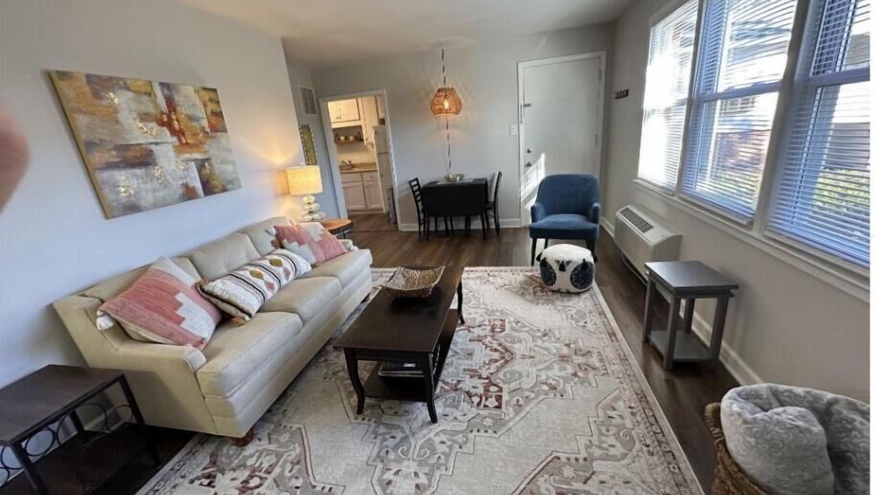 Photo of Livingroom in Southwest Raleigh