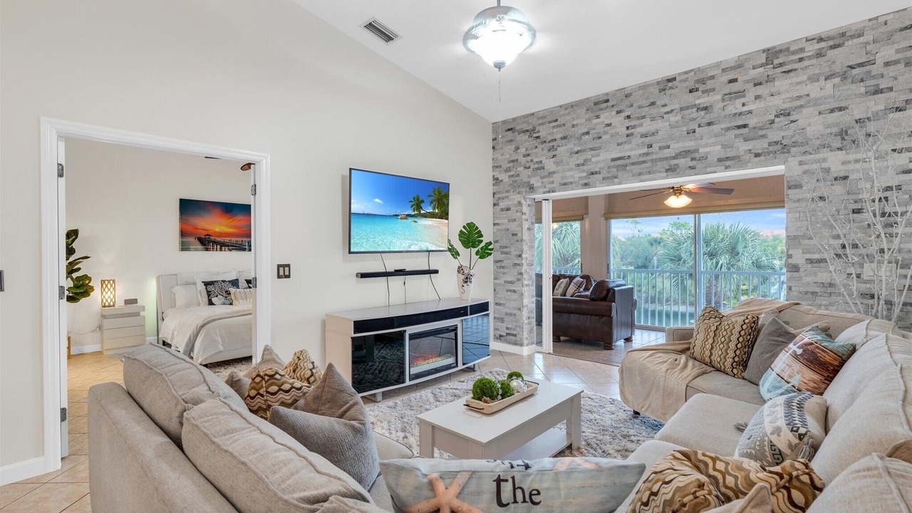 Photo of Livingroom in Naples
