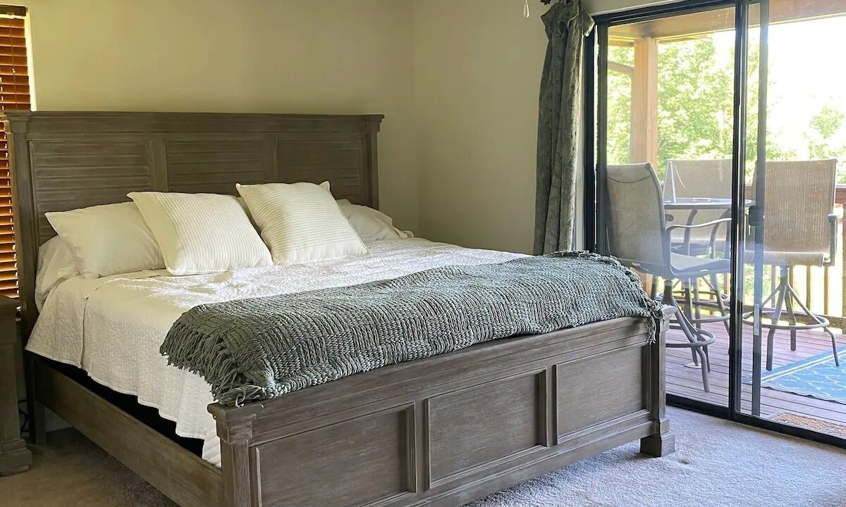 Photo of Bedroom in Six Mile