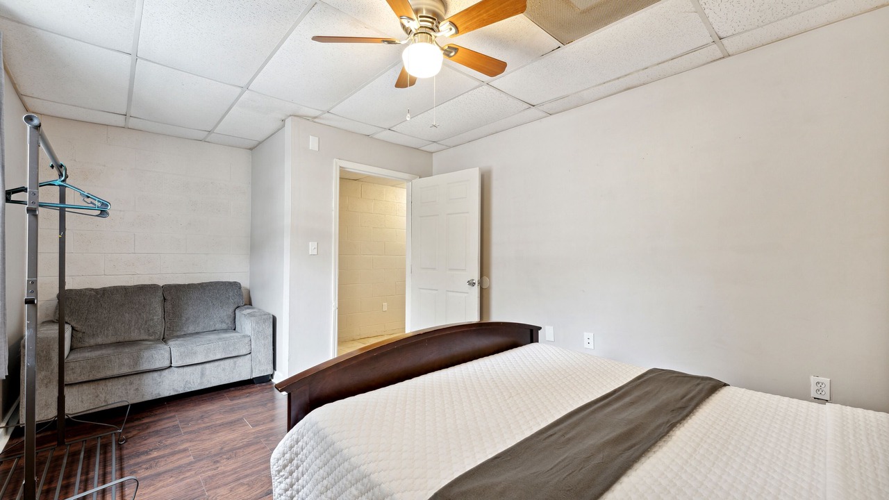 Photo of Bedroom in Savannah Victorian District
