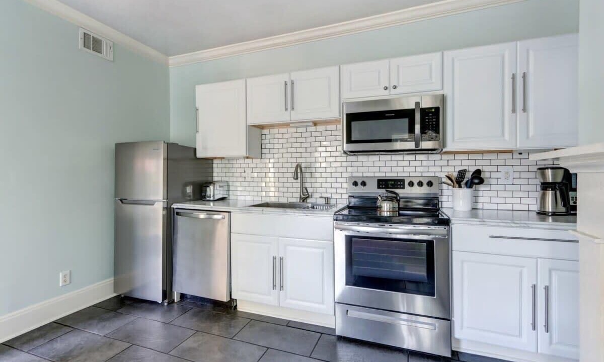 Photo of Kitchen in Beach Institute