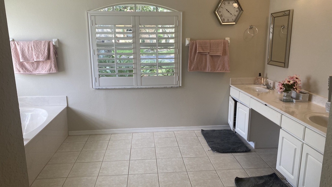 Photo of Bathroom in Plant City