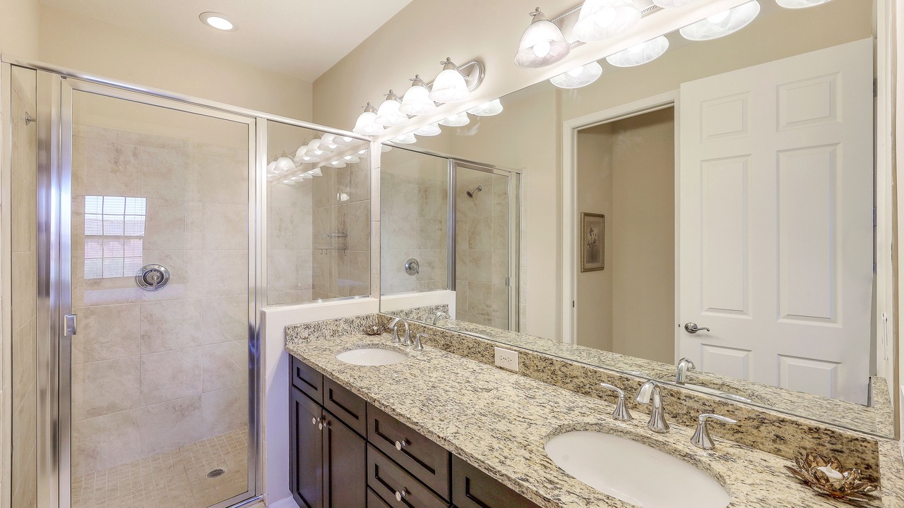 Photo of Bathroom in Ole