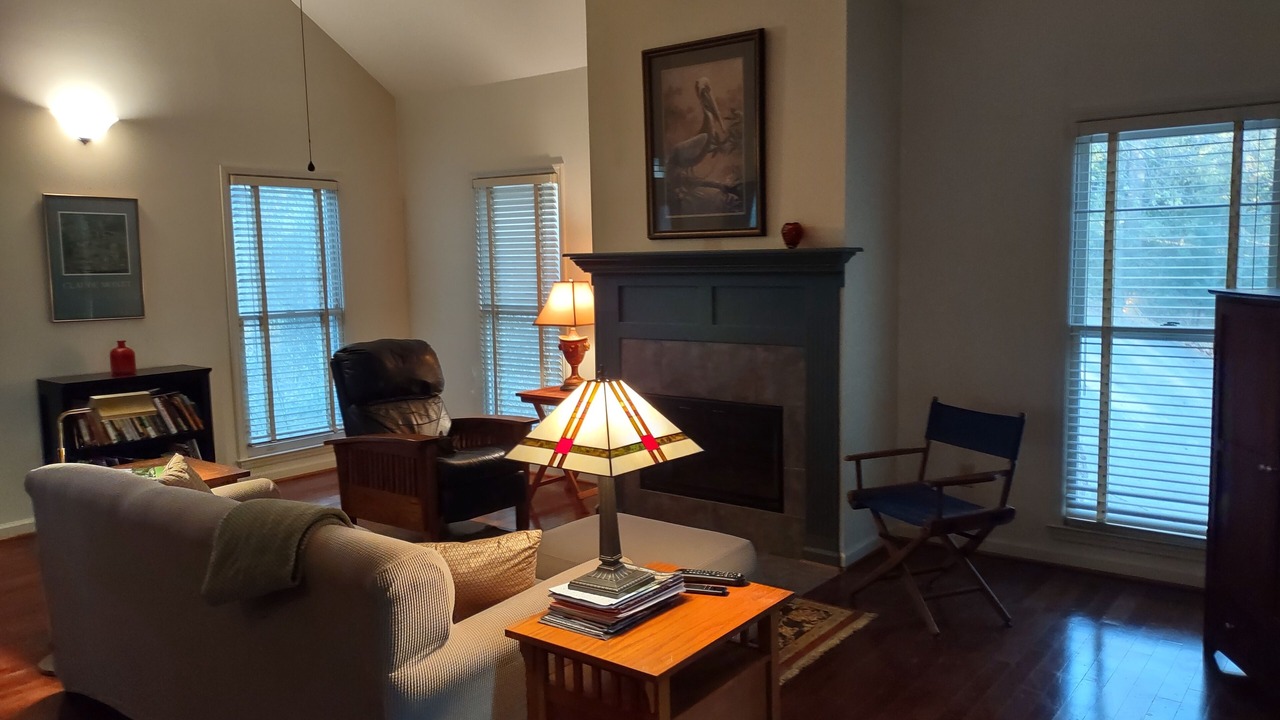 Photo of Livingroom in Hancock Mill
