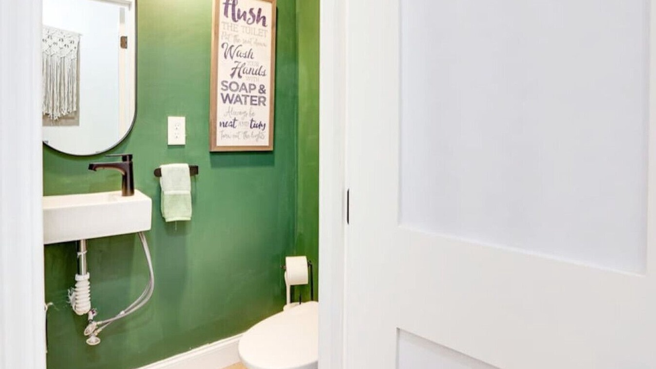 Photo of Bathroom in Whitemarsh Island