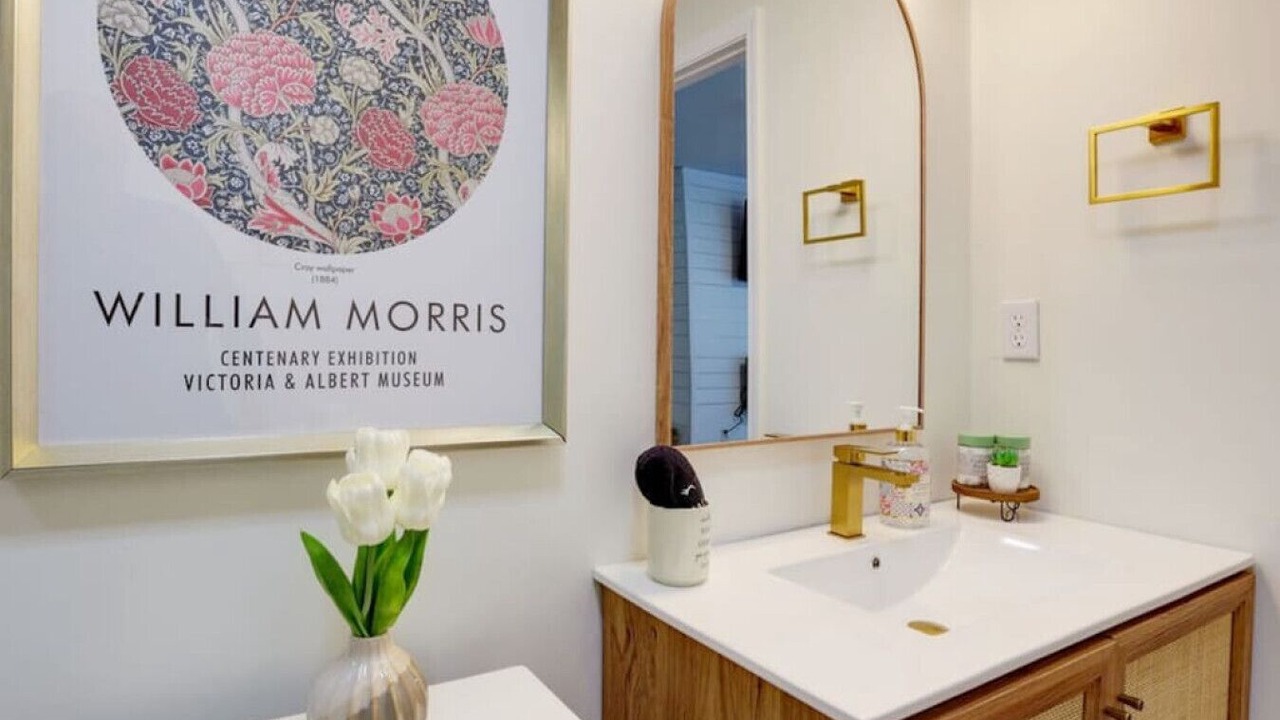 Photo of Bathroom in Whitemarsh Island