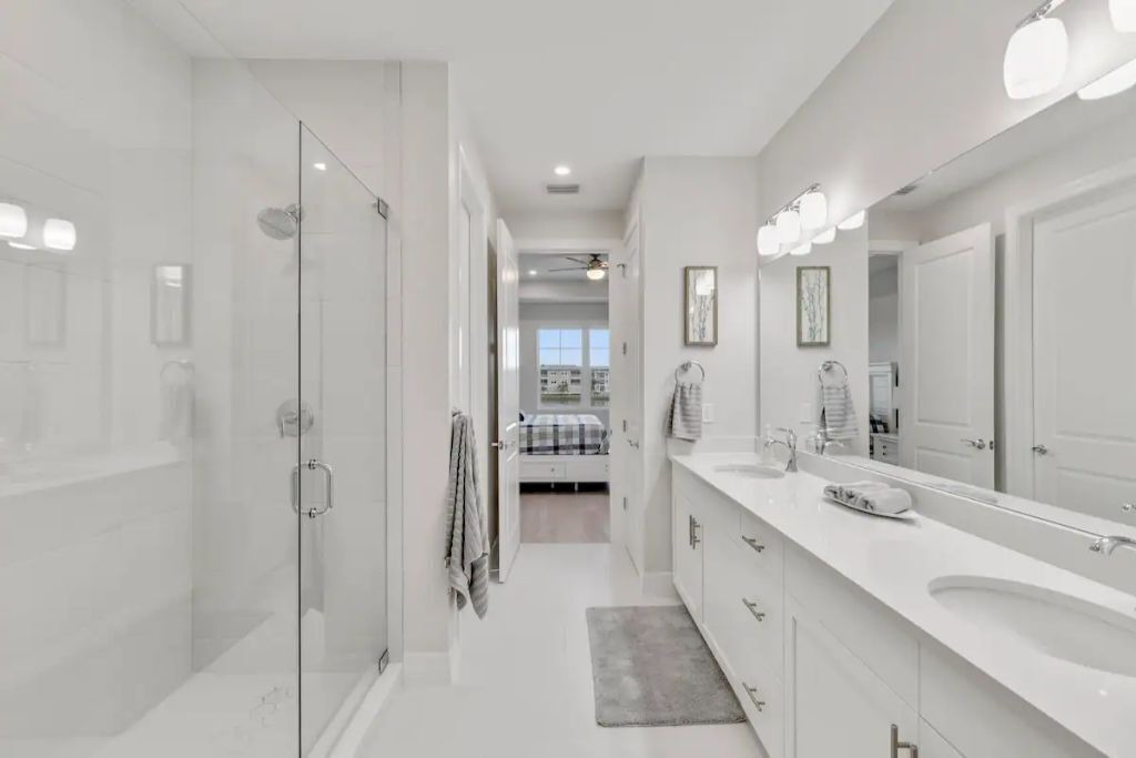 Photo of Bathroom in Naples