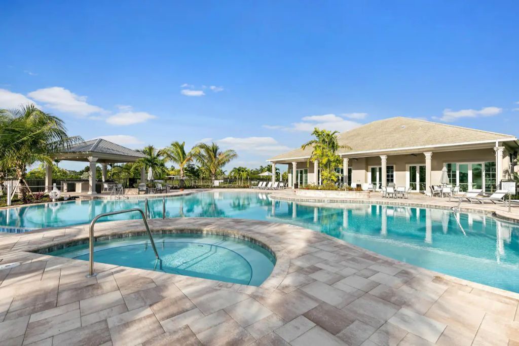 Photo of Outdoor in Naples