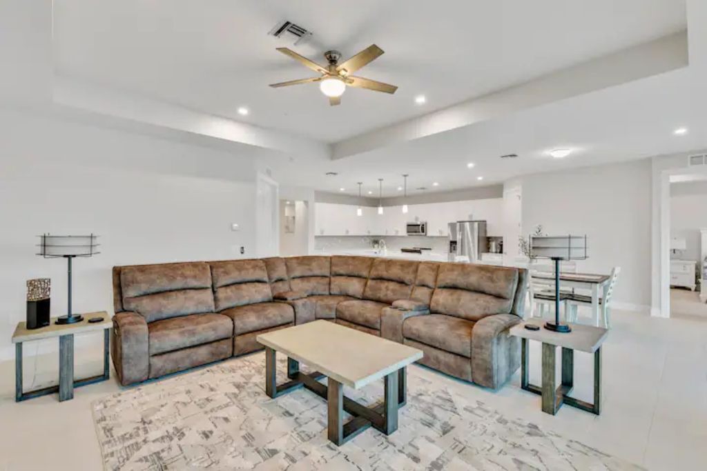 Photo of Livingroom in Naples
