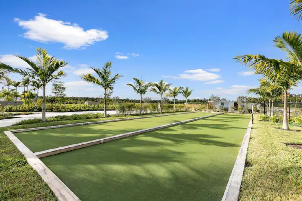 Photo of Outdoor in Naples