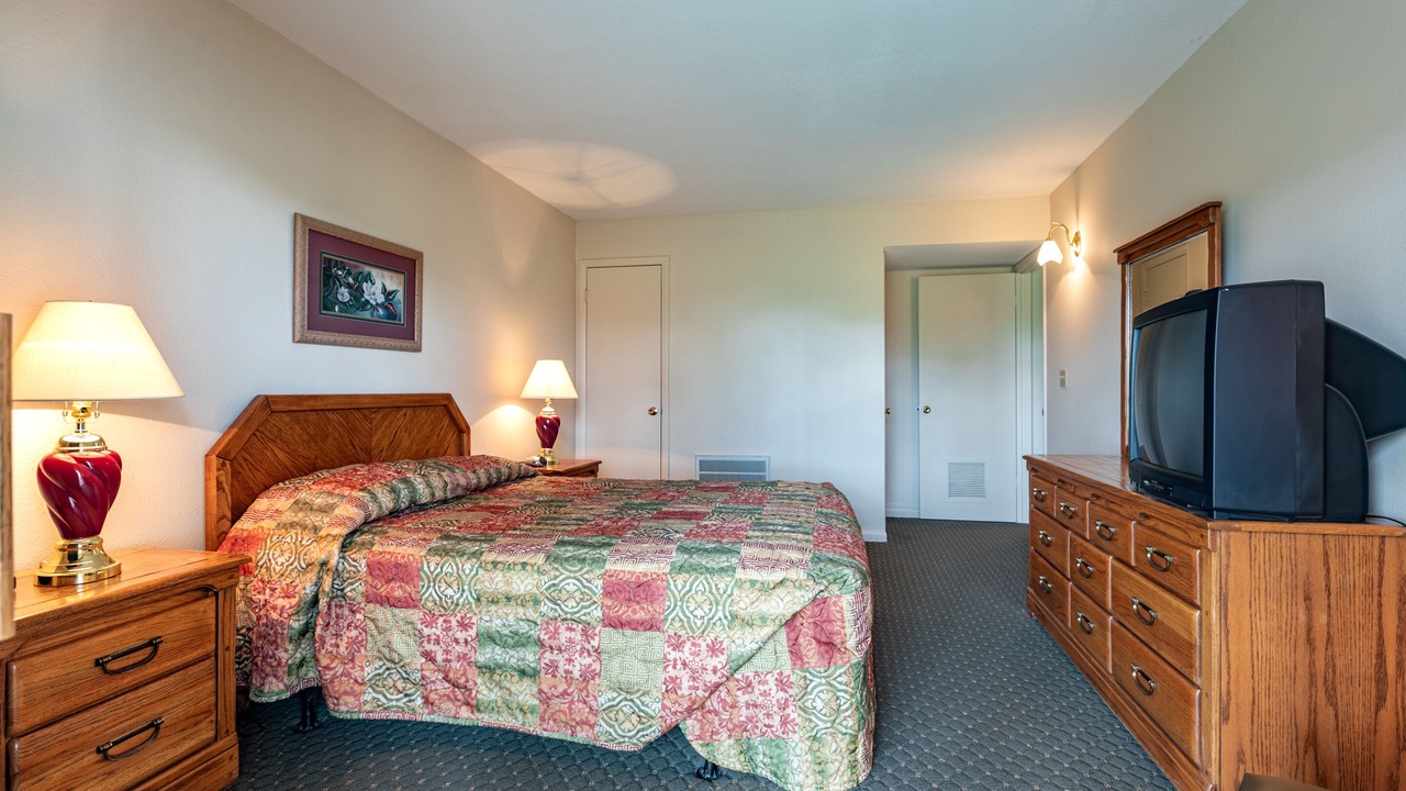 Photo of Bedroom in Lake Tansi