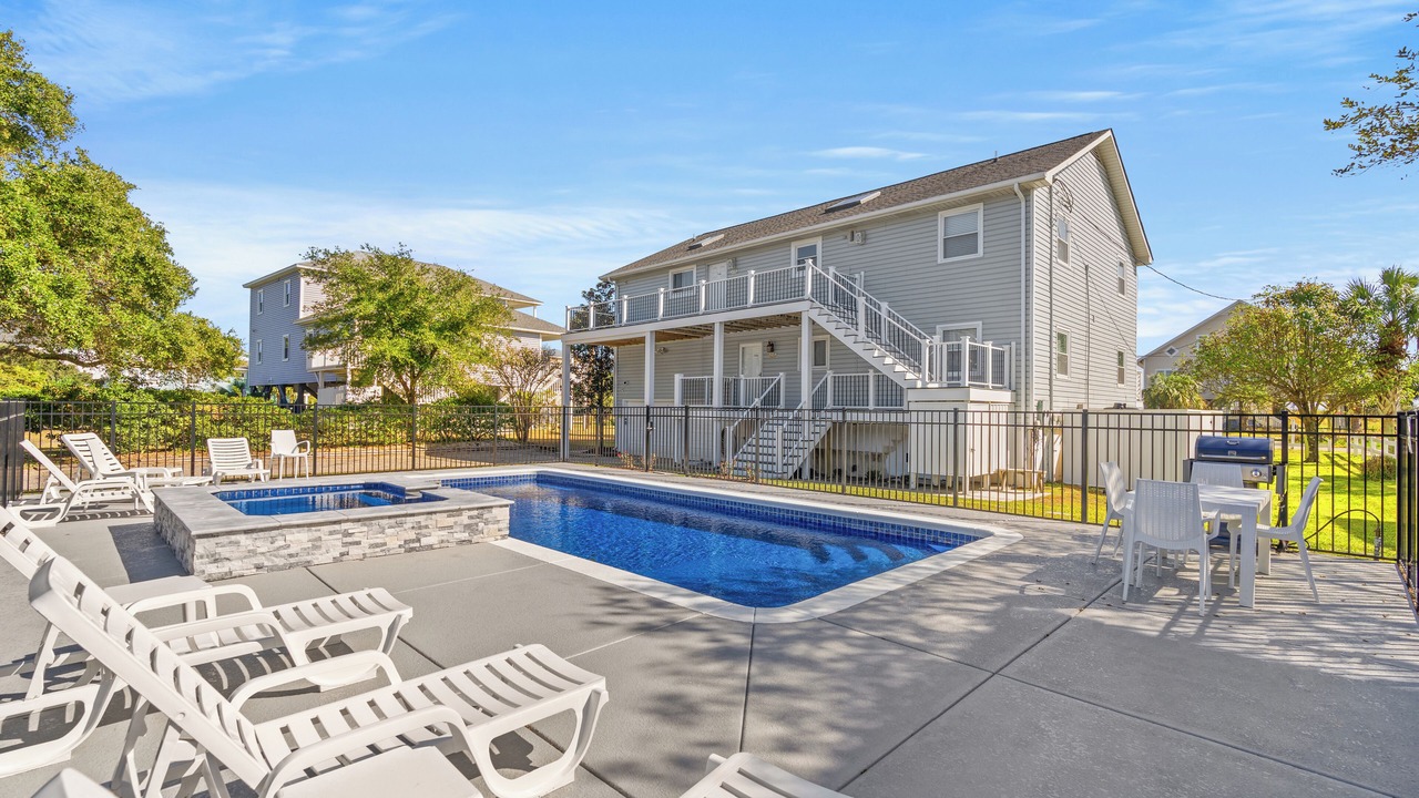 Photo of Outdoor in Long Bay Estates