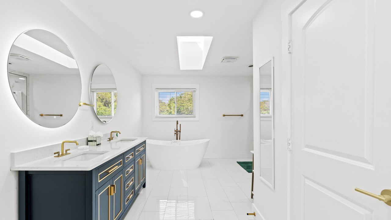Photo of Bathroom in Long Bay Estates