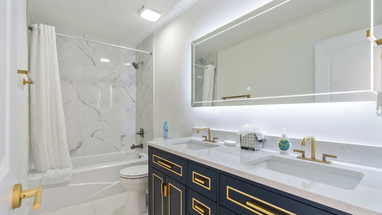 Photo of Bathroom in Long Bay Estates