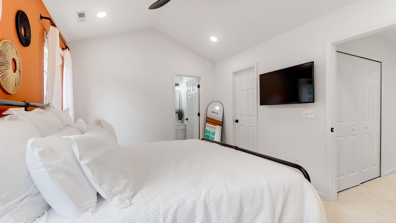 Photo of Bedroom in Charleston