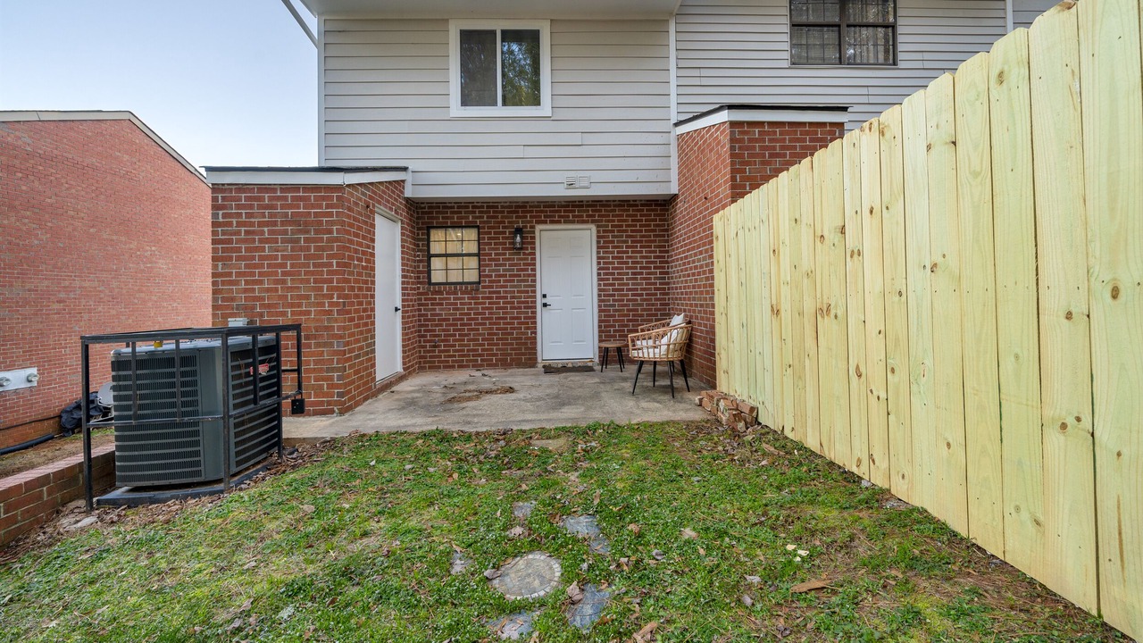 Photo of Outdoor in Oakwood