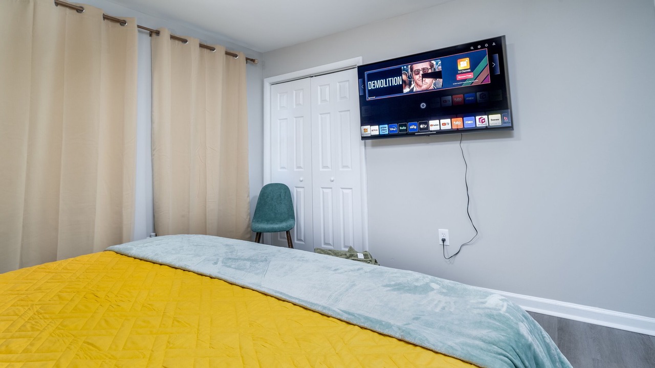 Photo of Bedroom in Oakwood