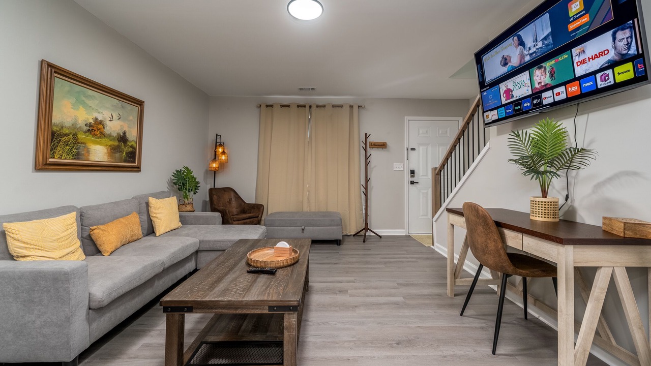Photo of Livingroom in Oakwood