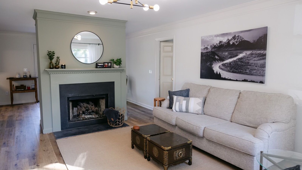 Photo of Livingroom in Watkinsville