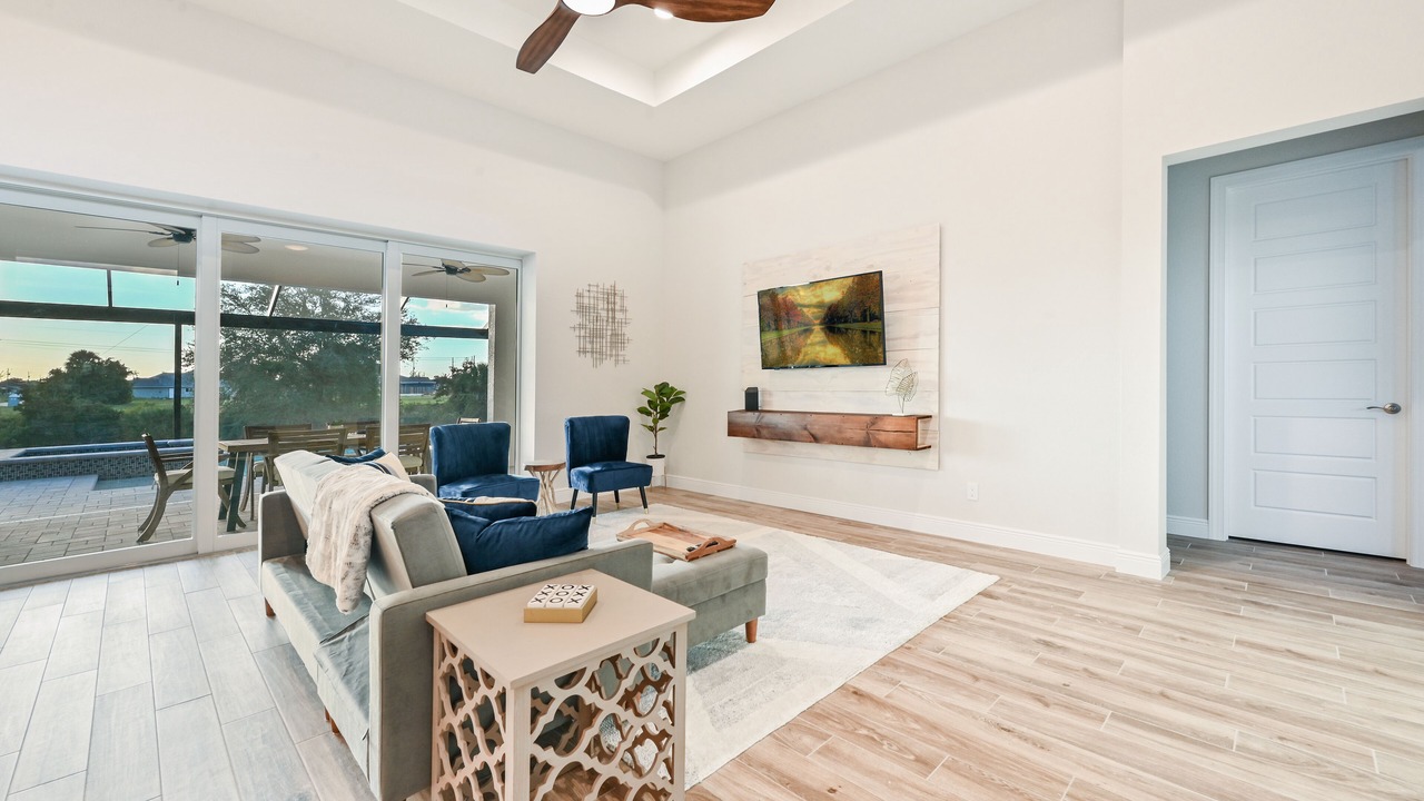 Photo of Livingroom in Mariner