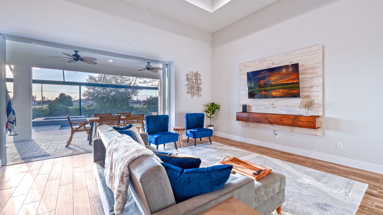 Photo of Livingroom in Mariner