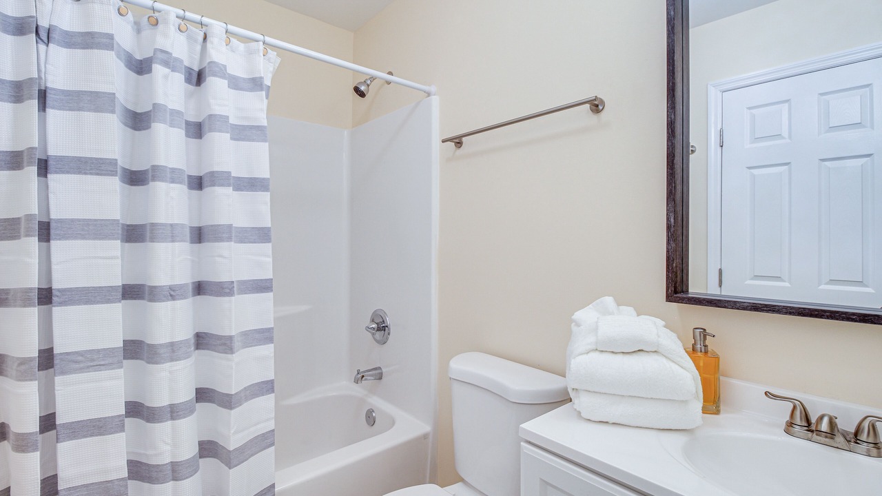 Photo of Bathroom in Garden City
