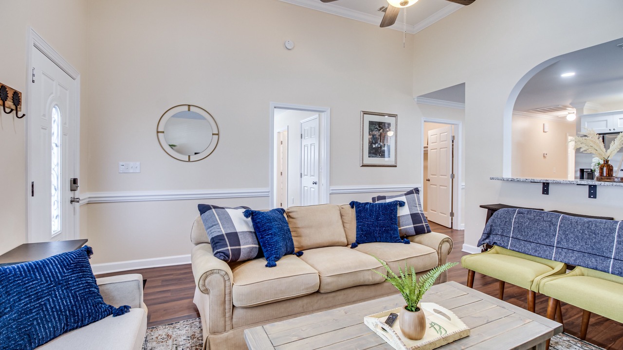 Photo of Livingroom in Garden City