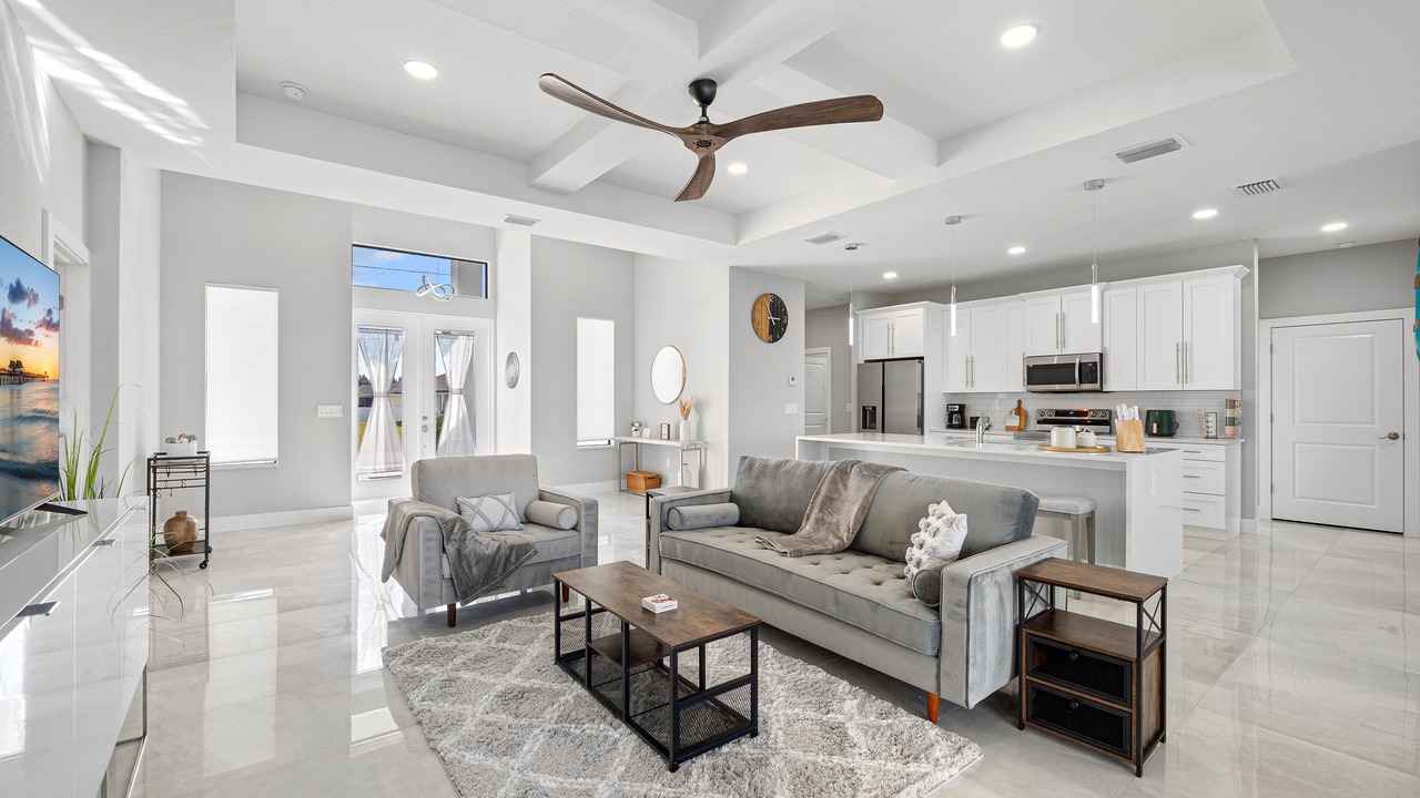 Photo of Livingroom in Mariner