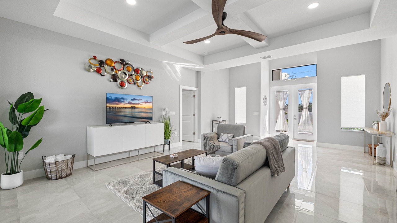 Photo of Livingroom in Mariner