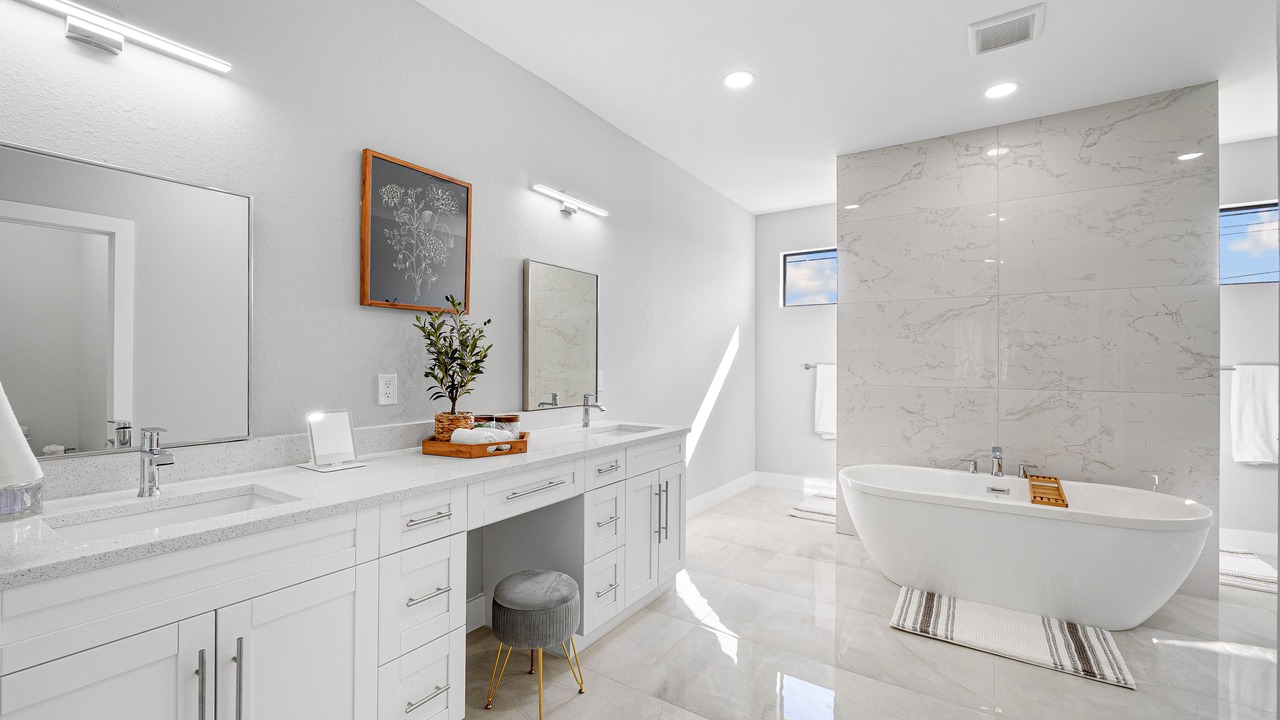 Photo of Bathroom in Mariner