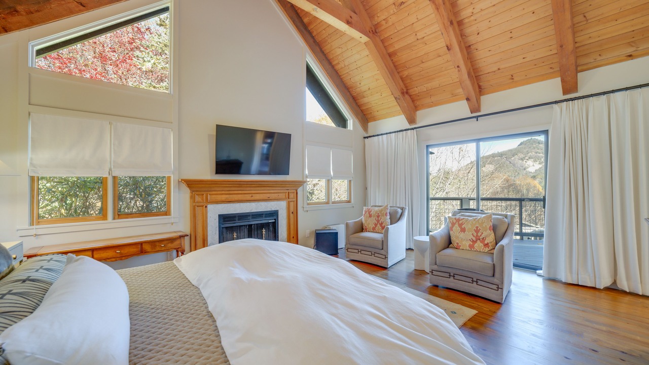 Photo of Bedroom in Cashiers