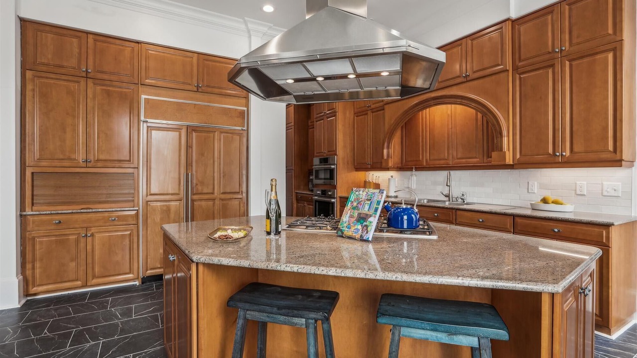 Photo of Kitchen in Historic District - North