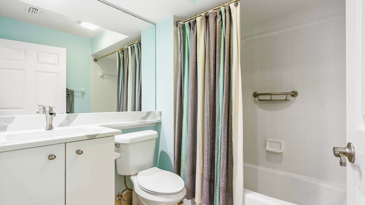 Photo of Bathroom in Grand Harbor