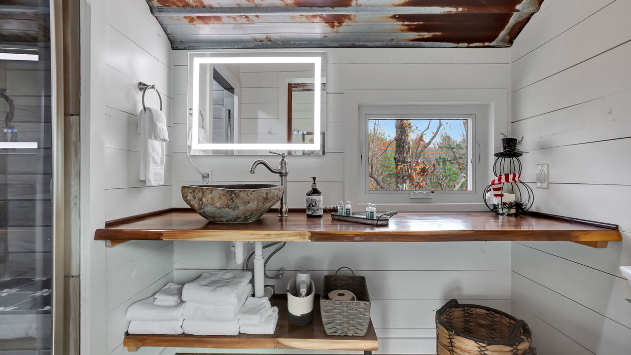 Photo of Bathroom in Salem