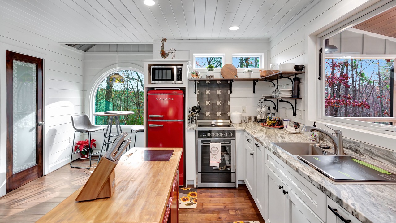 Photo of Kitchen in Salem