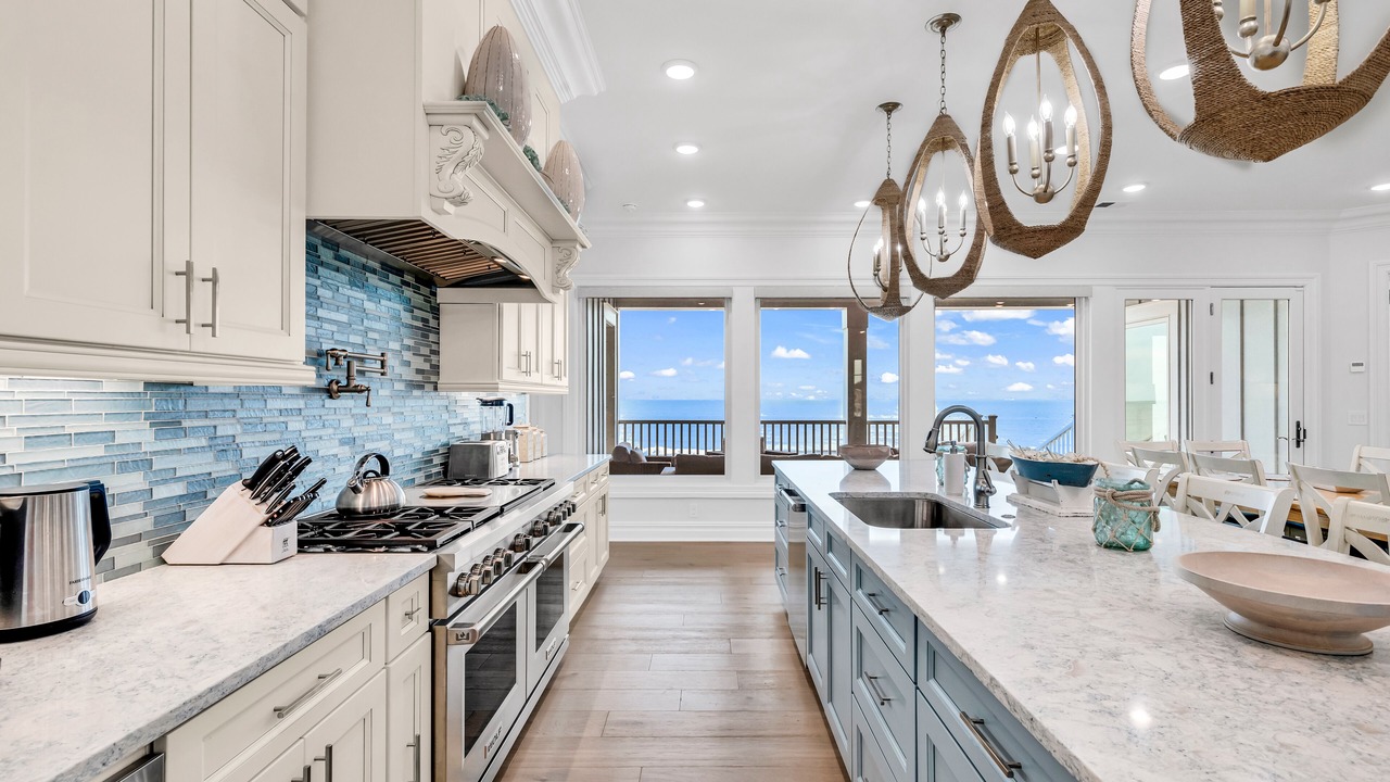 Photo of Kitchen in Inlet Harbour
