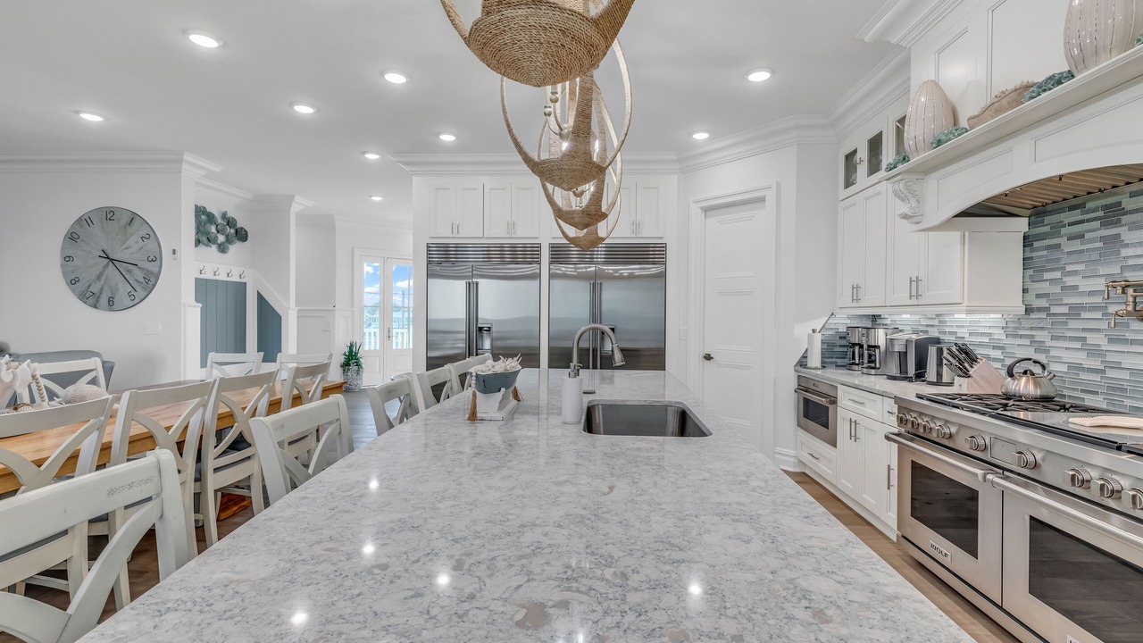 Photo of Kitchen in Inlet Harbour