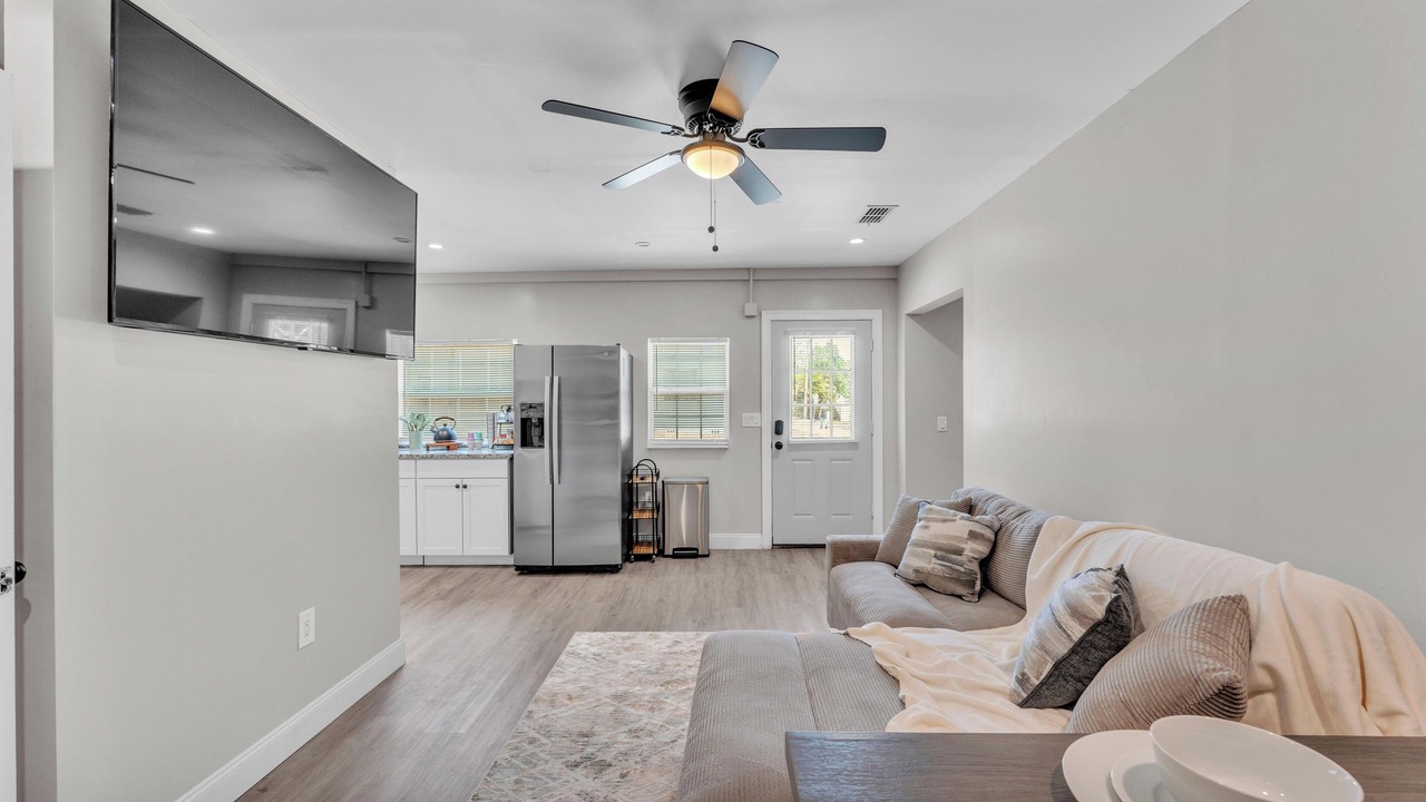 Photo of Livingroom in Winter Haven