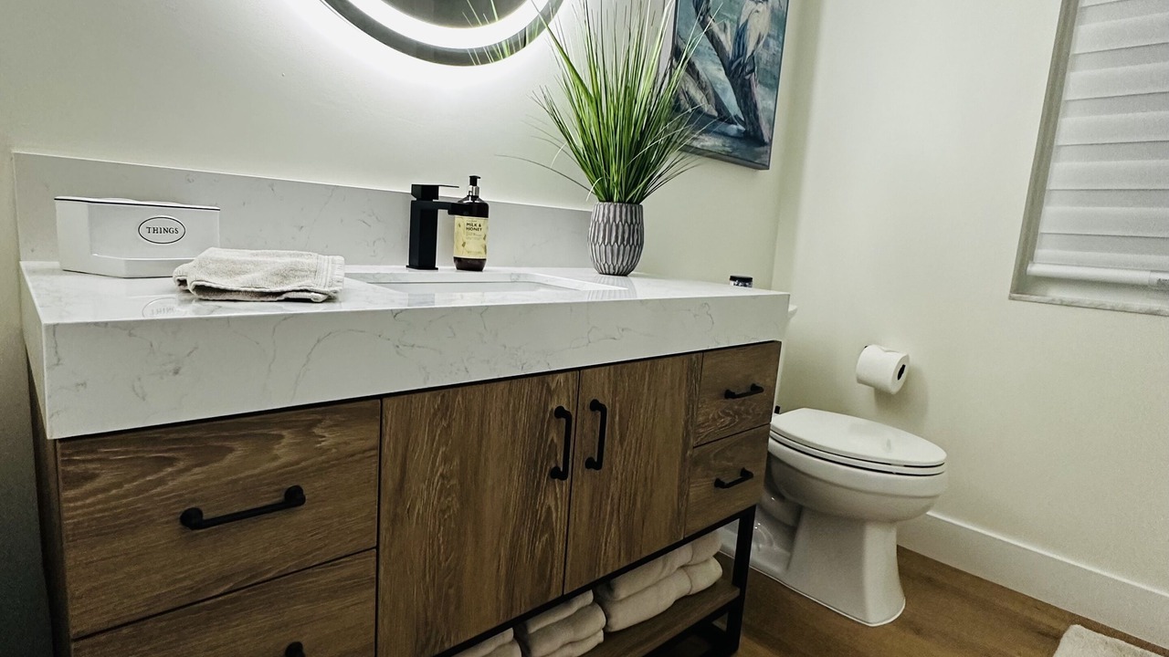Photo of Bathroom in Crown Pointe