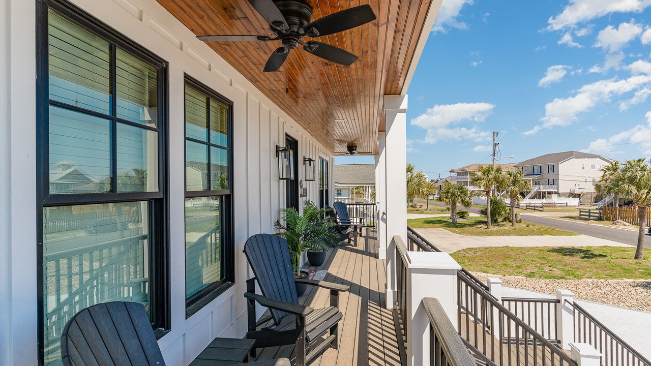 Photo of Patio Balcony in Inlet Harbour